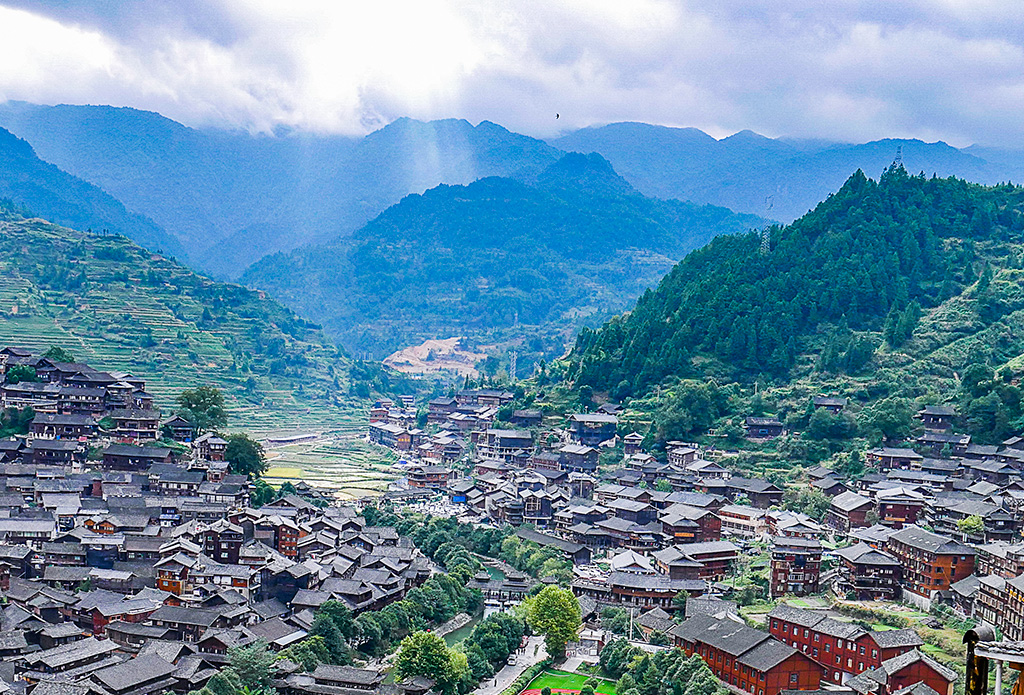 【私家团-360全景贵州8天7晚】·黄果树瀑布·青岩古镇·荔波小七孔·梵净山·镇远古镇·织金洞·万峰林·马岭河大峡谷·遵义会议会址·西江千户苗寨·8天7晚全景贵州大环线